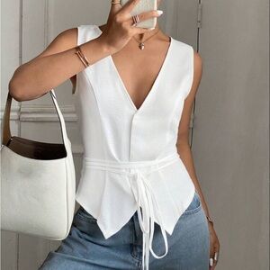 Elegant White Sleeveless Top